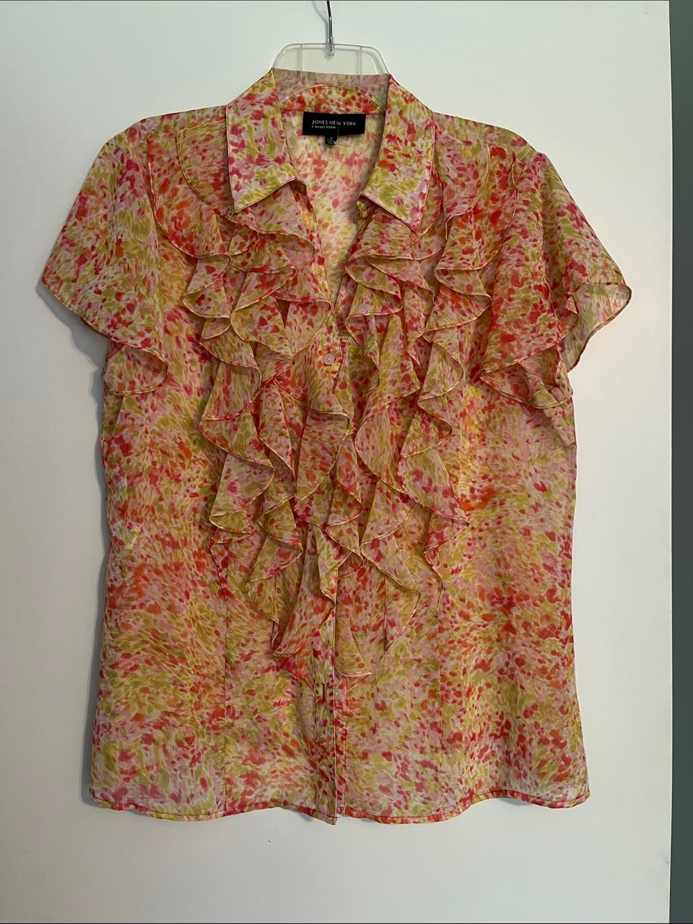 Jones New York Pink and chartreuse ruffle Short  Sleeve Blouse 16